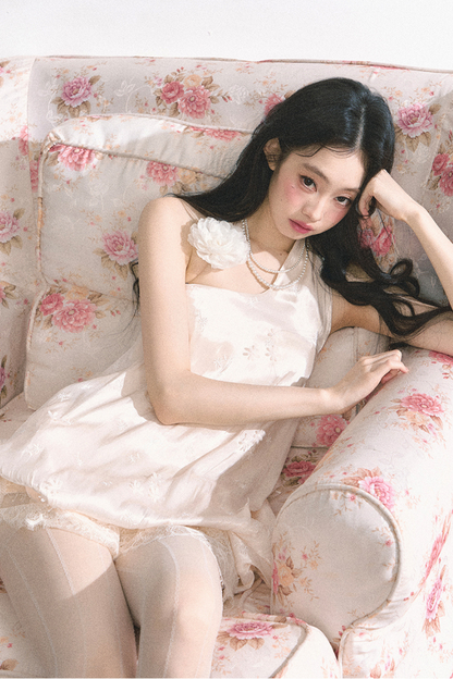 フレンチレースフラワードレス