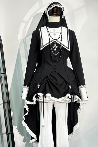 Sister gothic top + flared pants + hair accessories + necklace