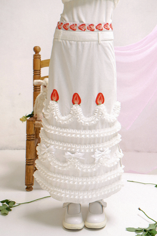 ストロベリーケーキプリントスカート