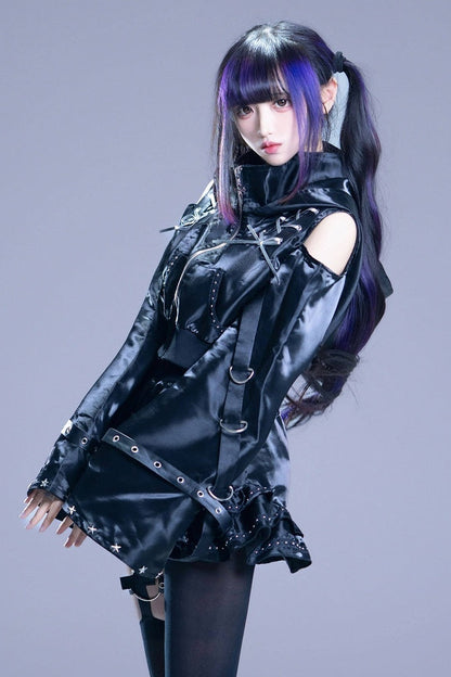 [Vorbestellungsartikel] Glänzende und mattschwarze Gothic-Cyber-Katzenohren-Kapuzenjacke mit freien Schultern und Reißverschluss+kurze Hose mit Beinringen im Set
