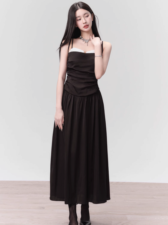 [现货]芙蓉店诗意湖畔 法式气质黑色太阳裙 唯美百褶左右长裙