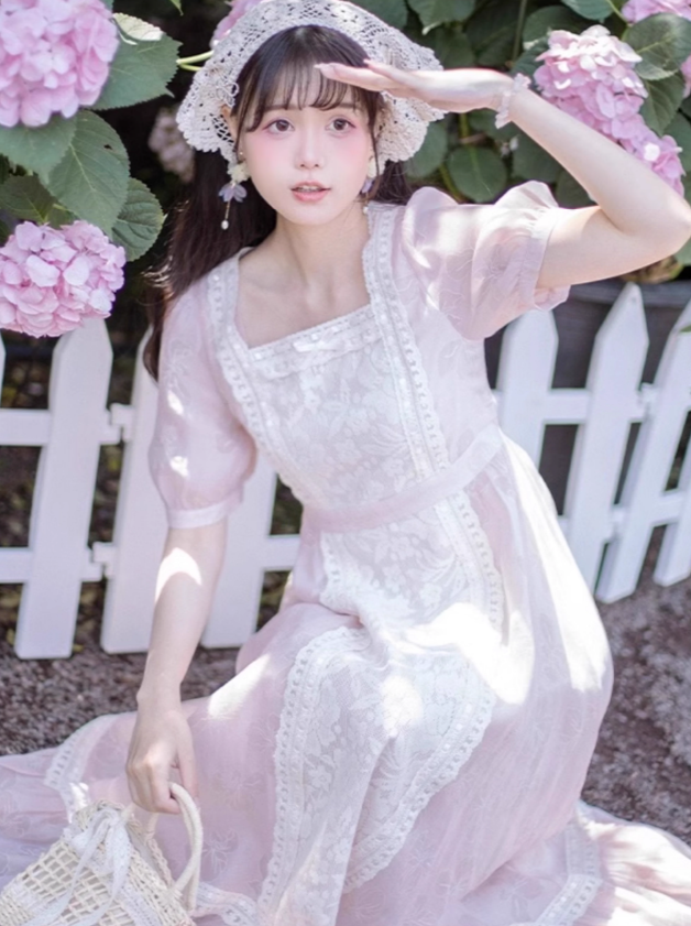 우대 품목: 하트비트 블루밍 포레스트 드레스 199위안 상세페이지에서 쿠폰을 받아 주문할 수 있다.
