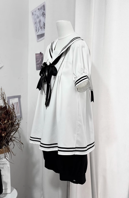 ホワイトブラックゴシックセーラーセットアップ