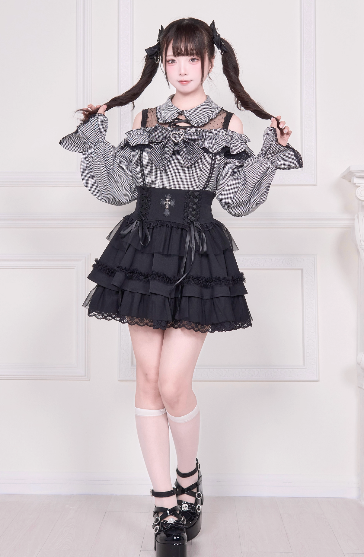 【予約商品】オフショルフリルリボンブラウス