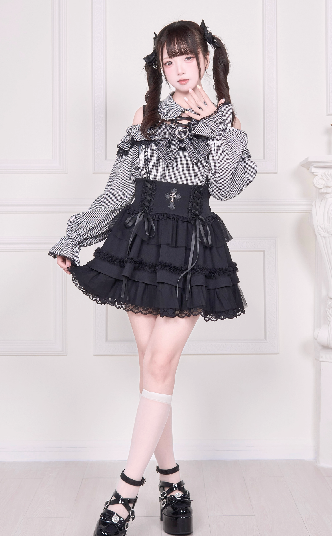 【予約商品】オフショルフリルリボンブラウス