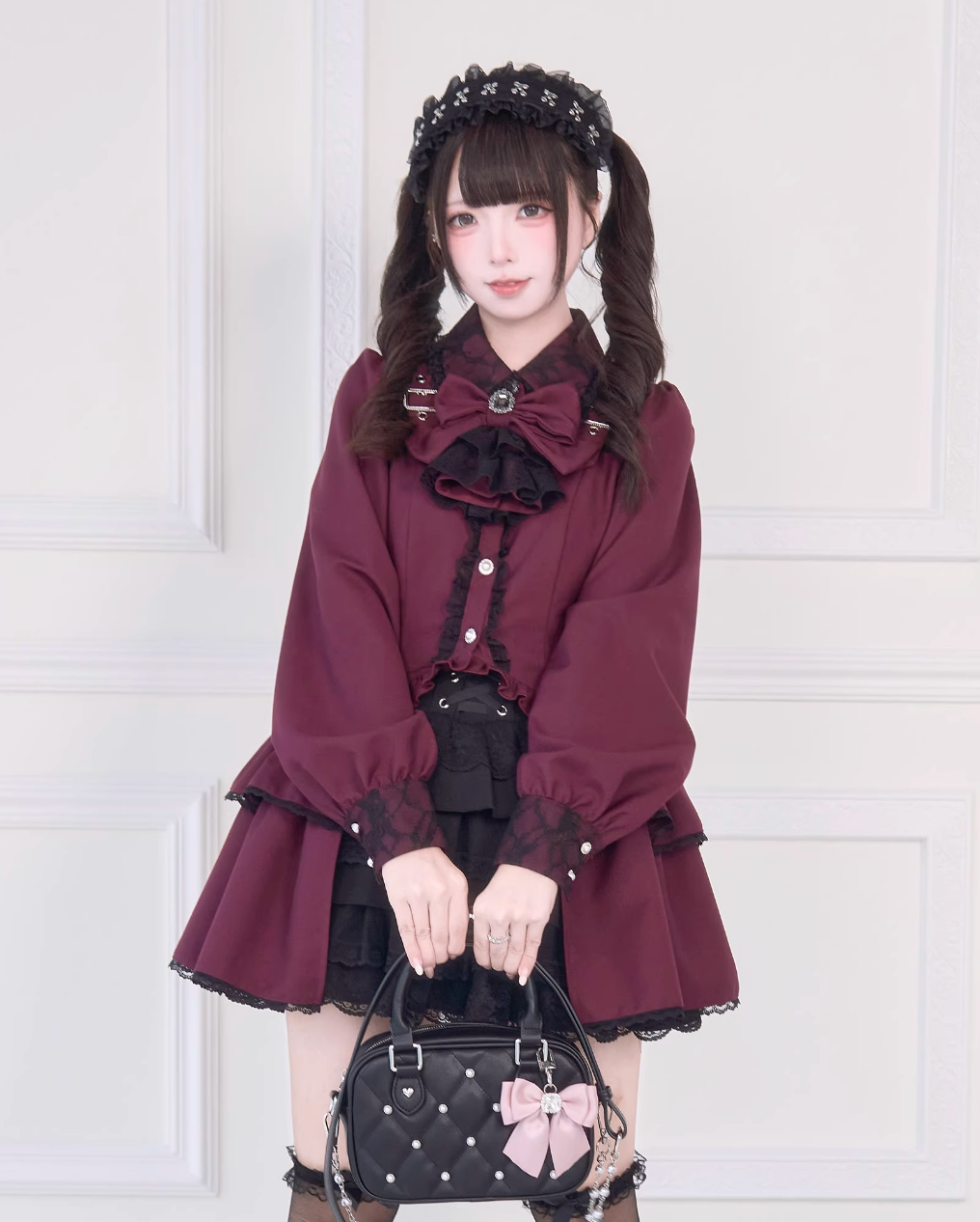 [Reservations] Lace Buckle Shoulder Long Tail Light Gothic Ribbon Shirt