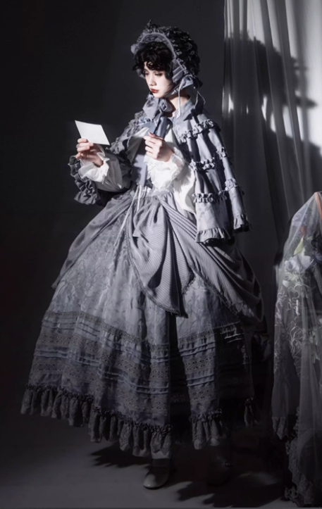 【予約商品】Song of the Lonely Birdアンティークケープ