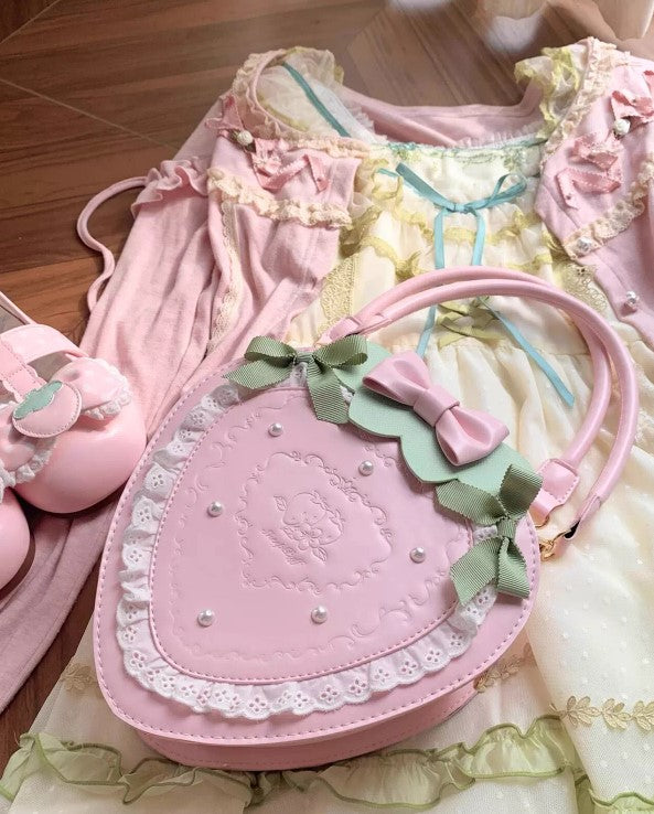 [Pre-order Deadline: April 13] Strawberry Lace Ribbon Bag