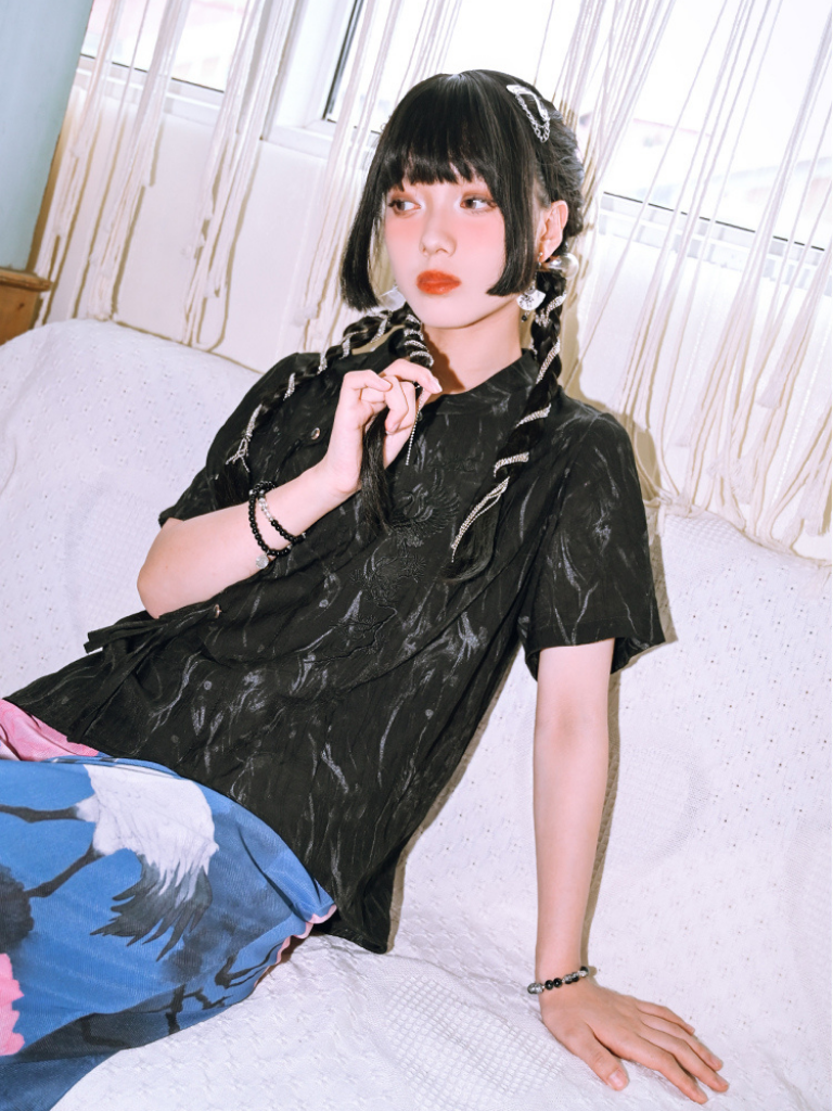 China Dark Mode Tassel Shirt