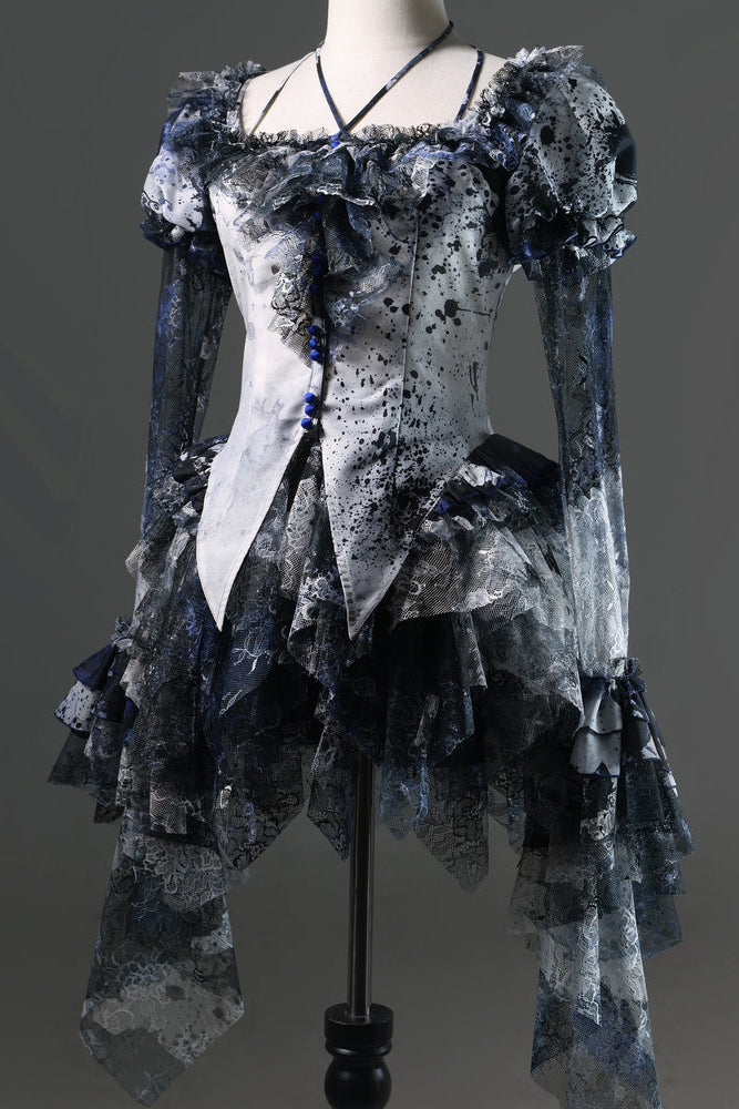 【12月10日予約締切】Bloodstainedスクエアホルターネックフレアスリーブトップス