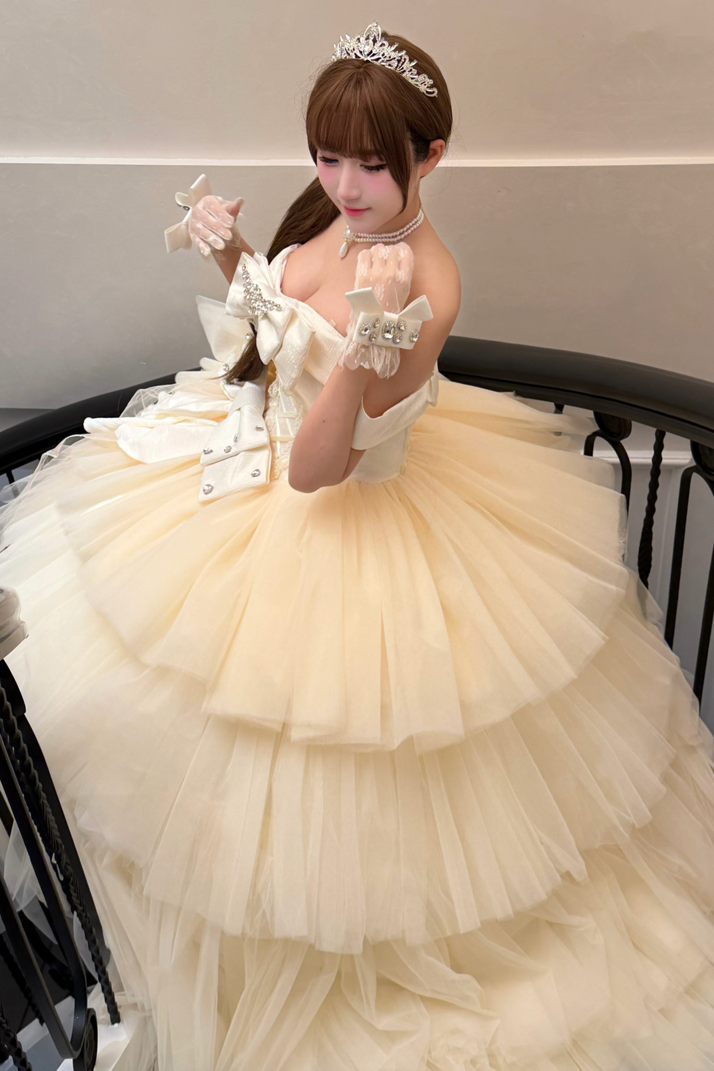 [Vorbestellung bis 31. März] Ewiger Edelstein-Hochzeitsrock + Schal + Ärmel + Schleier + Schleppe