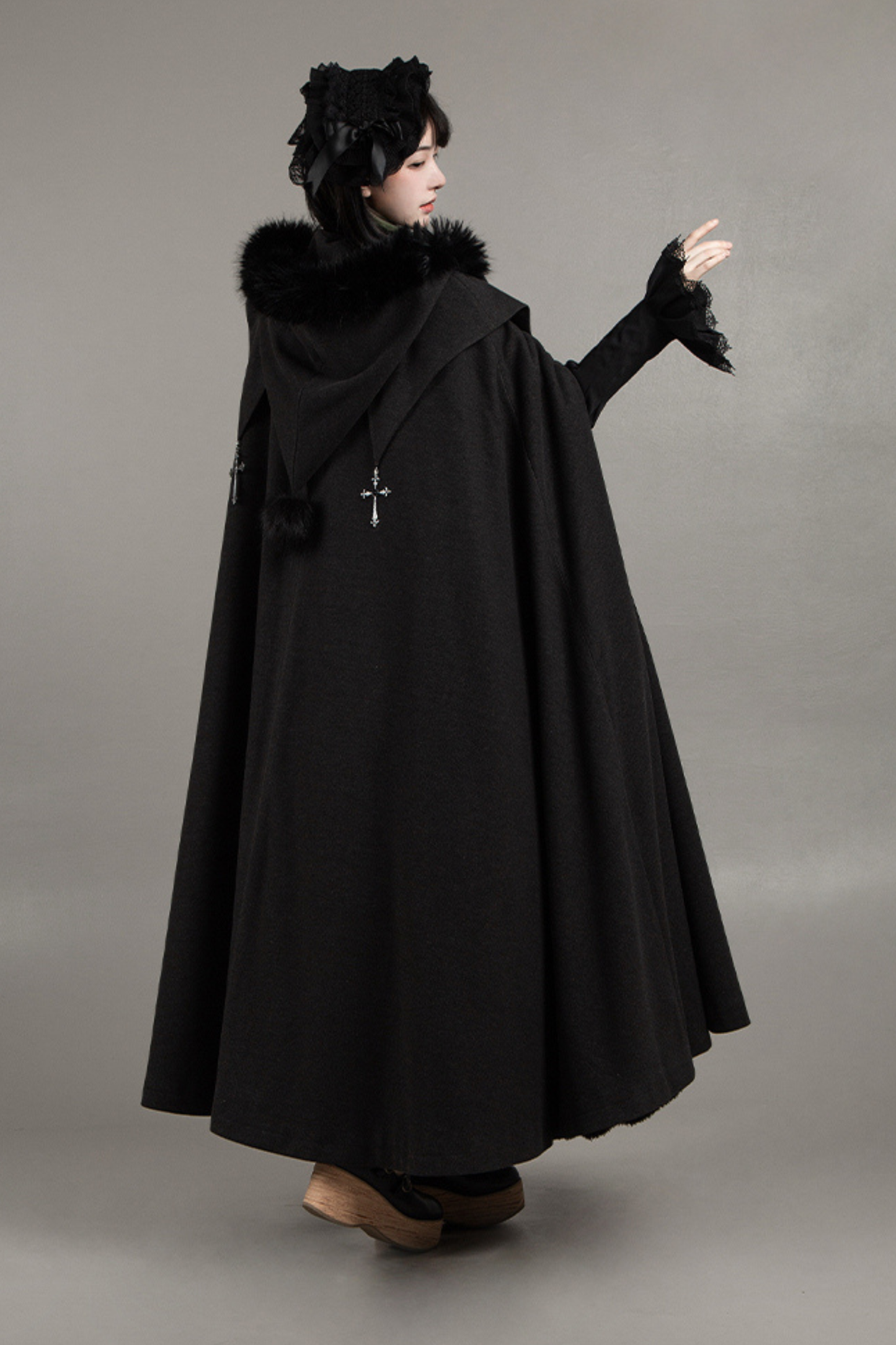 ダークゴシックフリースフードマント