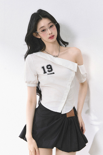 ワンショルダーロゴタイトトップス