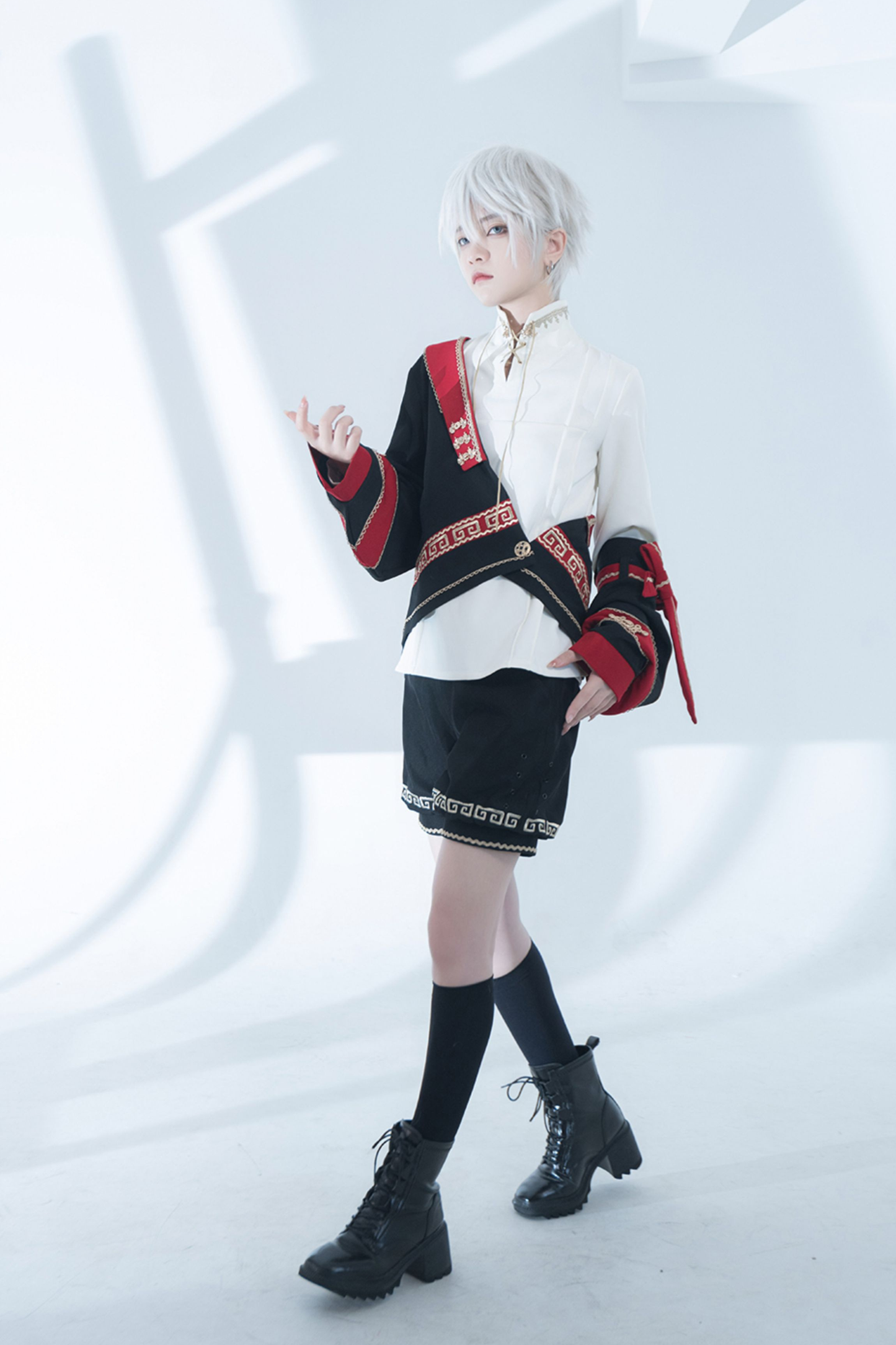 レトロスタンドカラーシャツ+ハーフパンツ+ジャケット