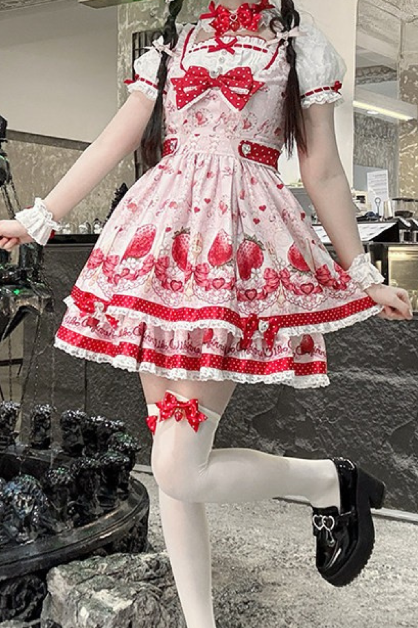 [Vorbestellung bis 3. April] Strawberry-Story-Lolita-Kleid + Accessoires