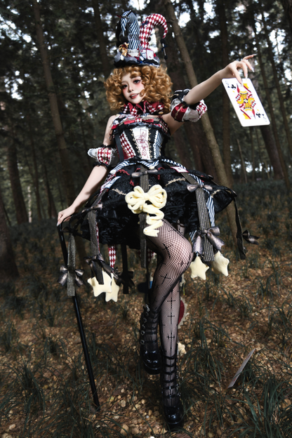 [Vorbestellung bis 16. März] Castle Lolita Oberteil + Rock + Reifrock + Accessoires