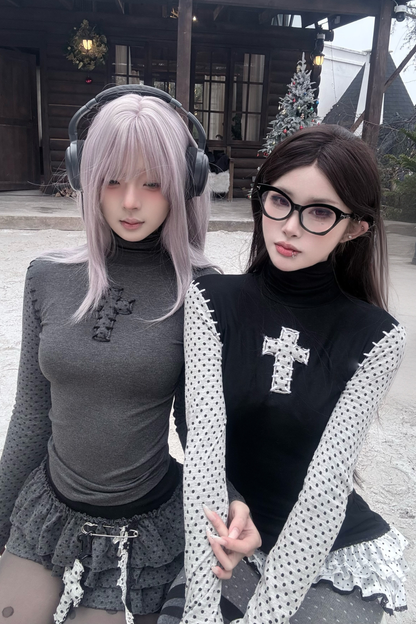 クロスドットタートルネックトップス+スカート+ペンダント