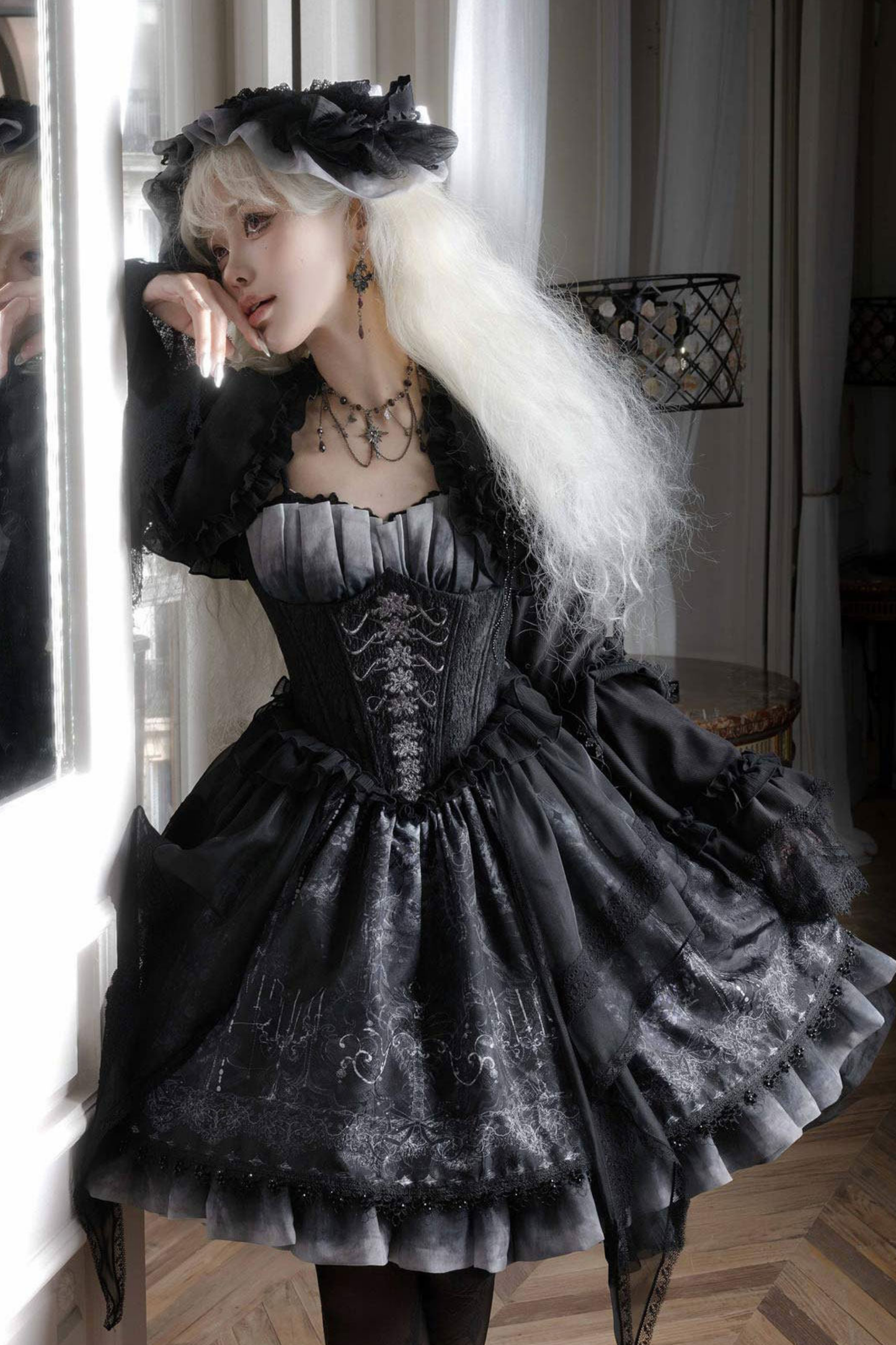エレガントゴシックロリータジャンパースカート+ジャケット+スカート+シャツ+コルセット+アクセサリー