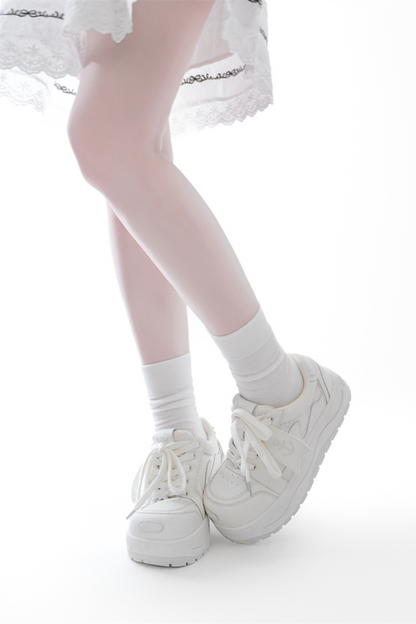 タグデザイン厚底シューズ