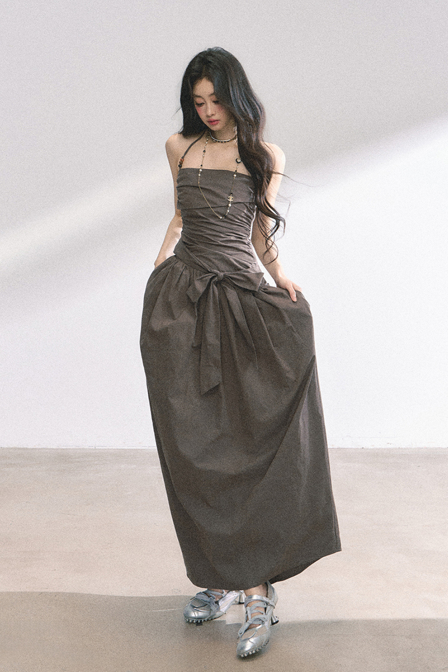 ホルターネックロングドレス