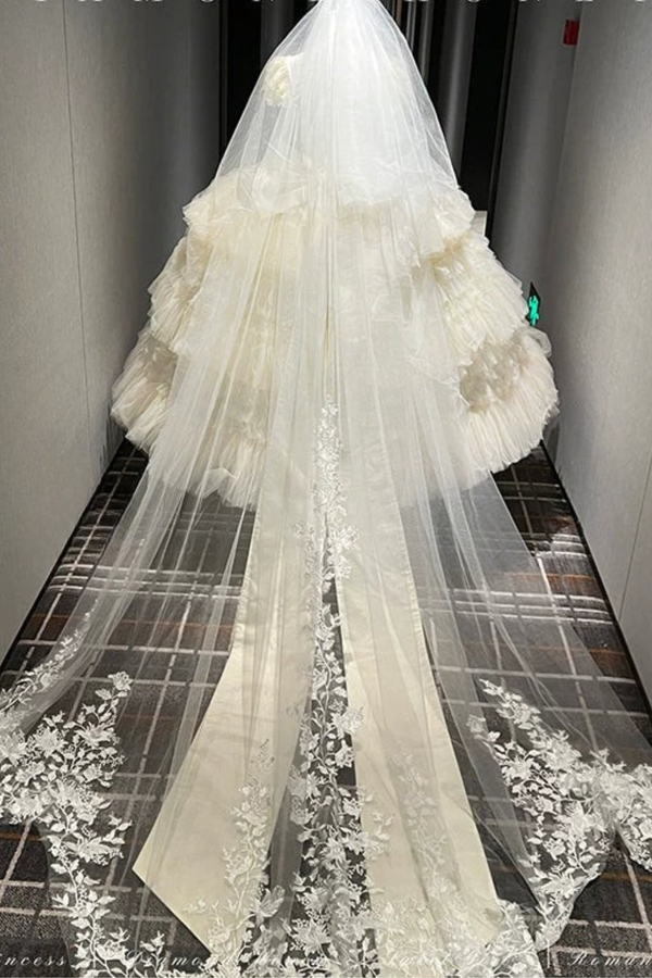 [Précommande jusqu'au 4 avril] Robe Lolita de Mariage Abricot + Châle + Manches + Queue de Ruban + Voile