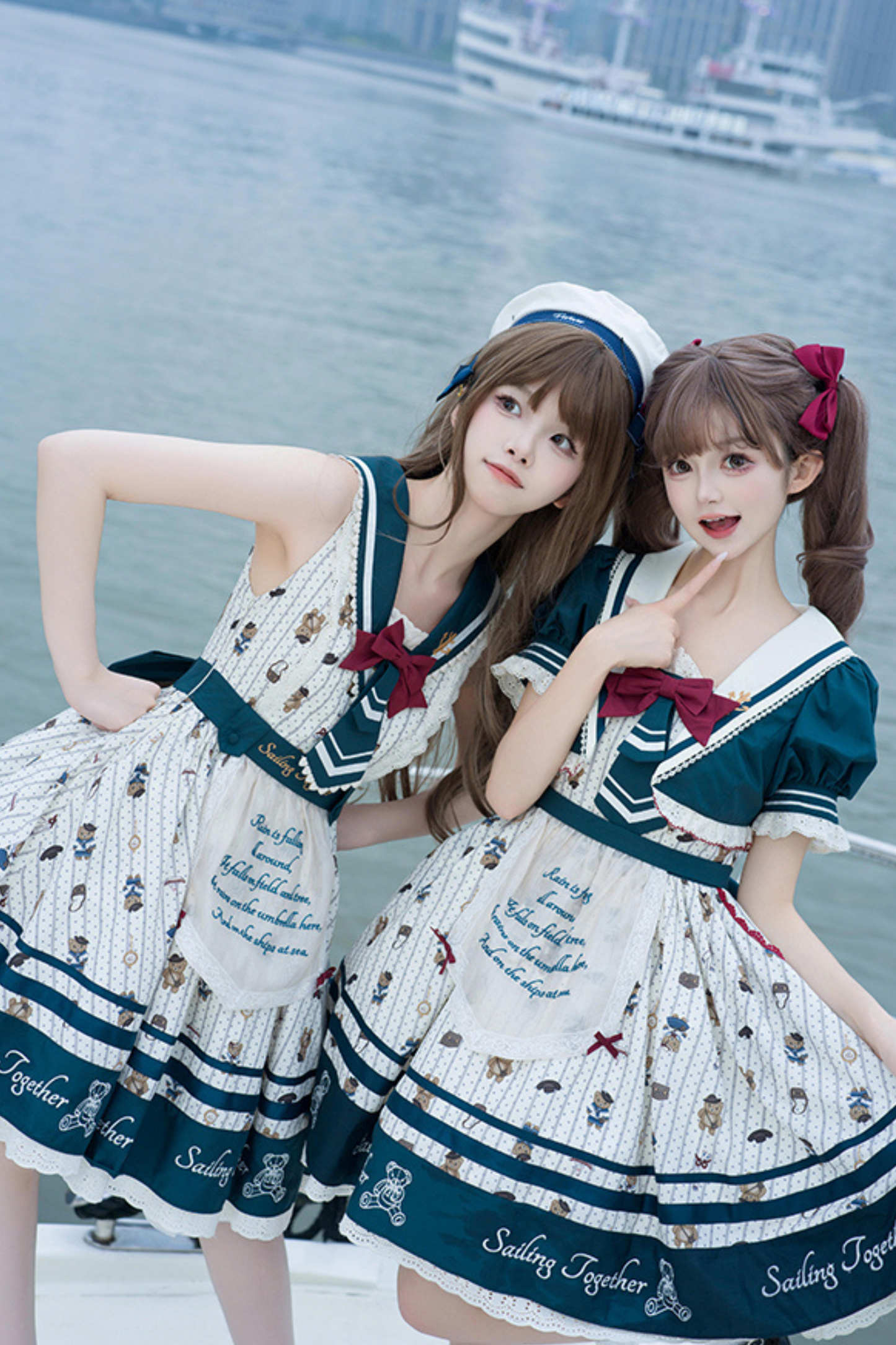 Jasmine Bear Marine Design Jumperskirt + Short Outerwear