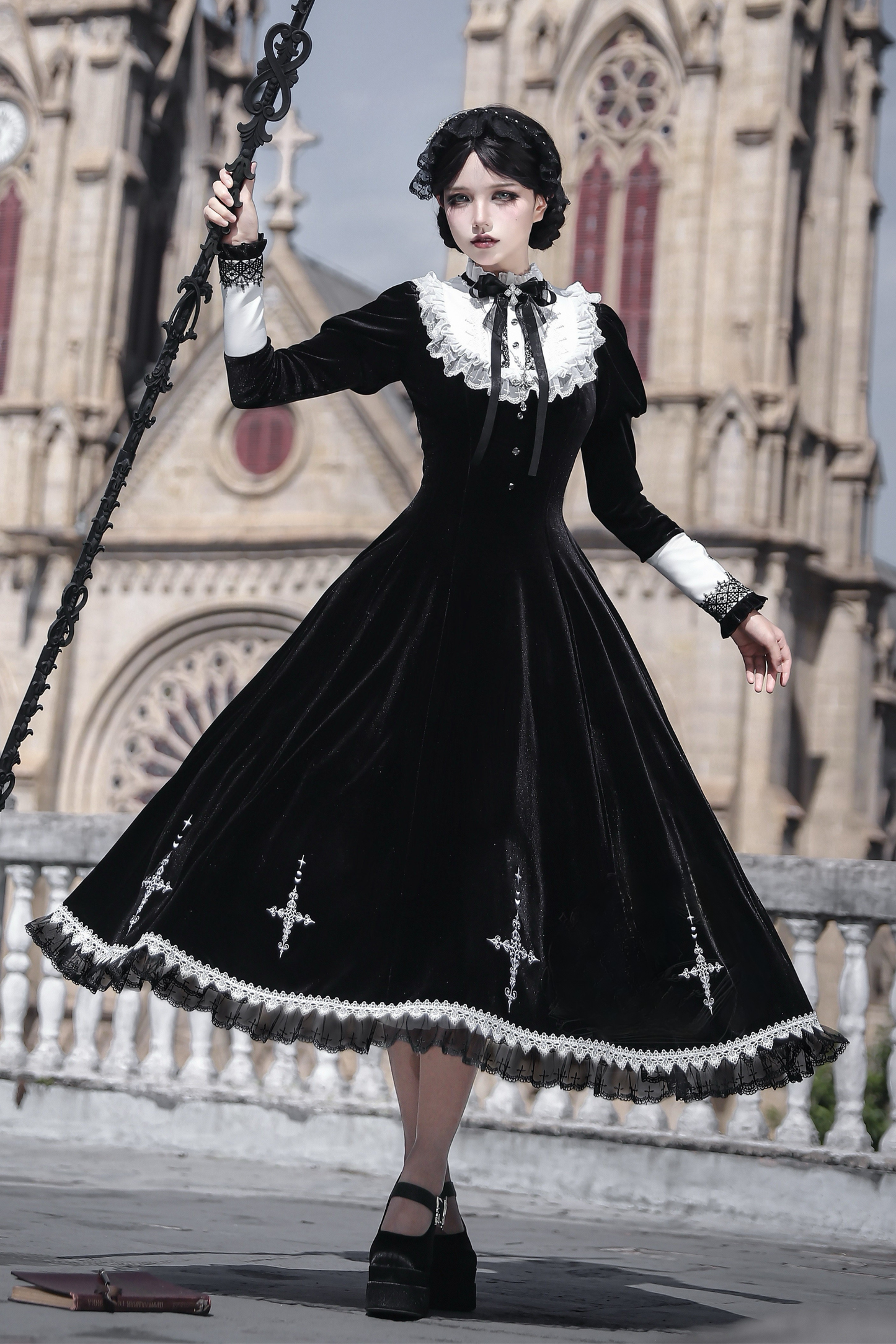 【3月1日予約締切】ムーンクロスジュリエットスリーブブラックベルベットゴシックドレス＋アクセサリー