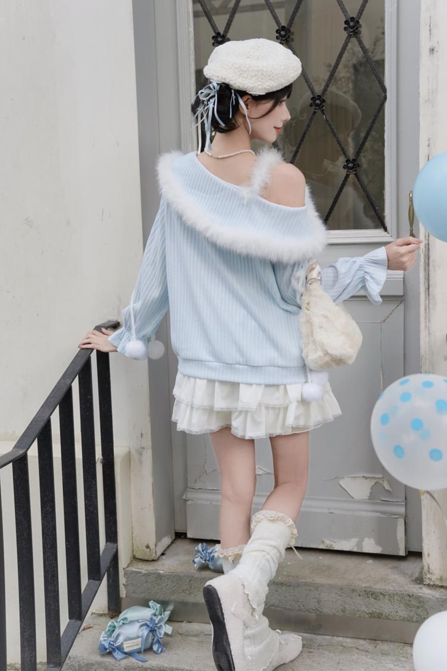 スイートブルーオフショルダーニットトップス