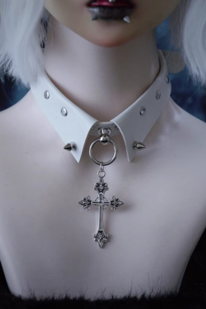 ストレンジクロスチョーカー