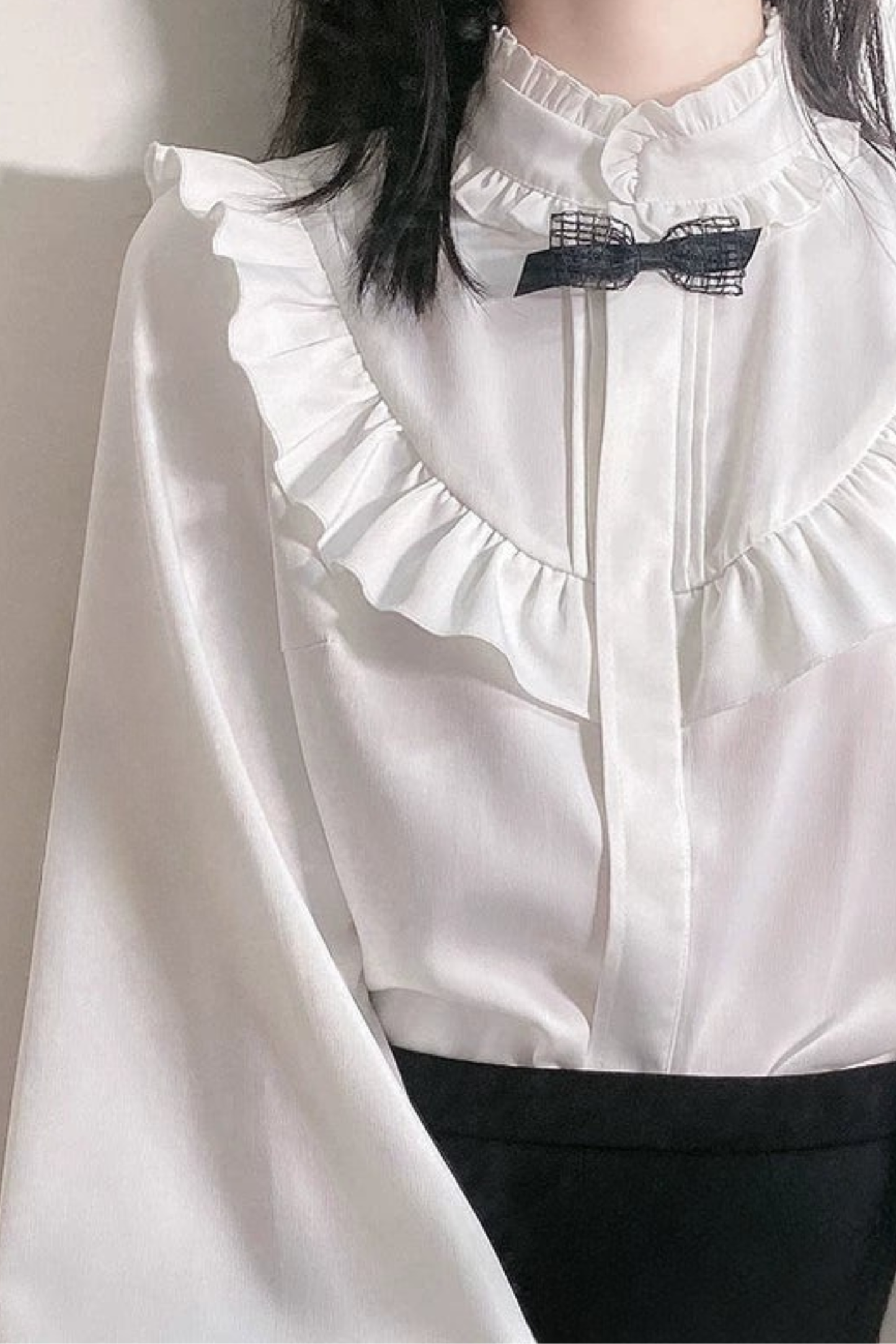 Maria Rüschenhemd + Plisseerock + Kurze Jacke