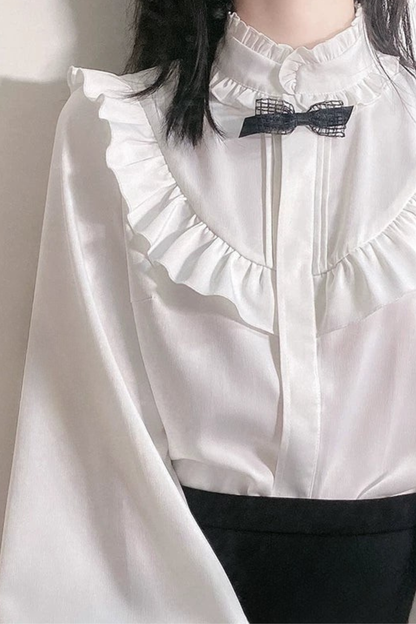 Maria Rüschenhemd + Plisseerock + Kurze Jacke