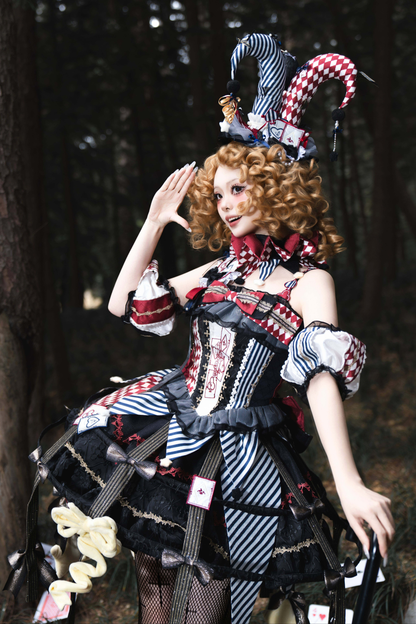 [Vorbestellung bis 16. März] Castle Lolita Oberteil + Rock + Reifrock + Accessoires
