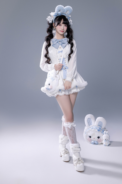 Fluffy cute cape + top + pants + brooch