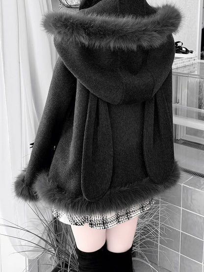 [Deadline for reservations: December 18] Bunny Ear Hoodie Fur Ribbon Cape Coat