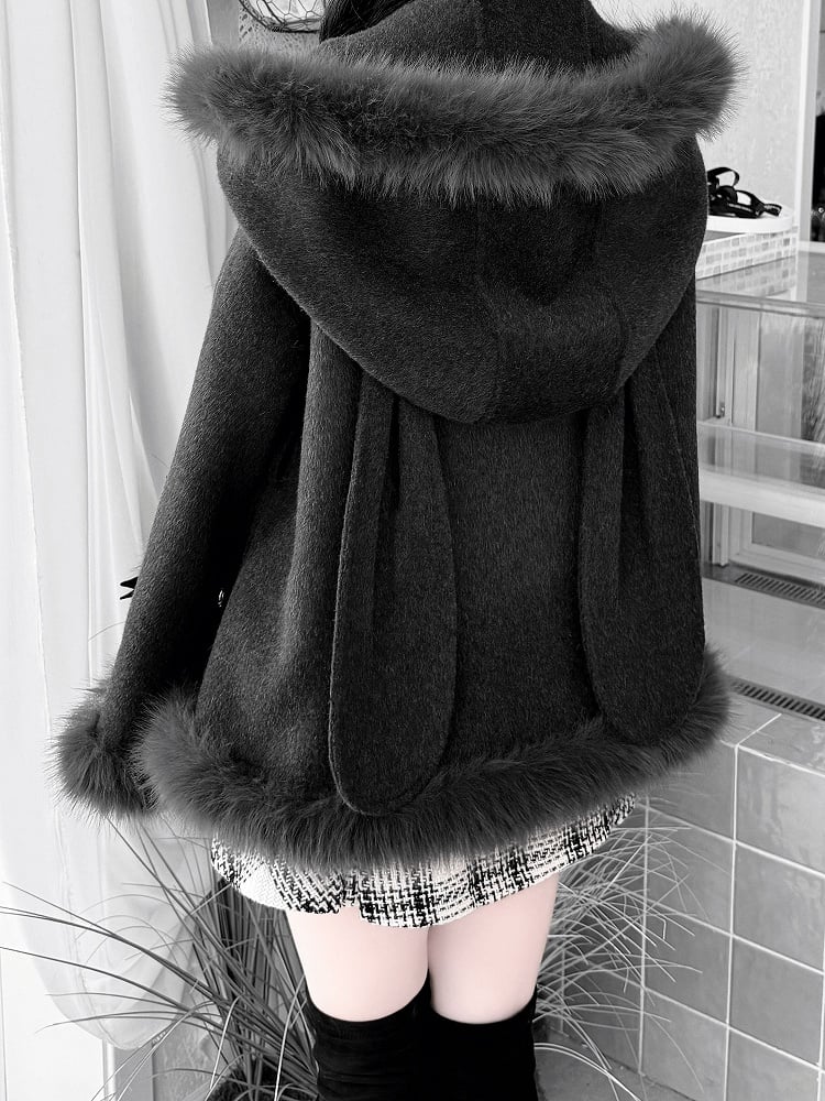 [Deadline for reservations: December 18] Bunny Ear Hoodie Fur Ribbon Cape Coat