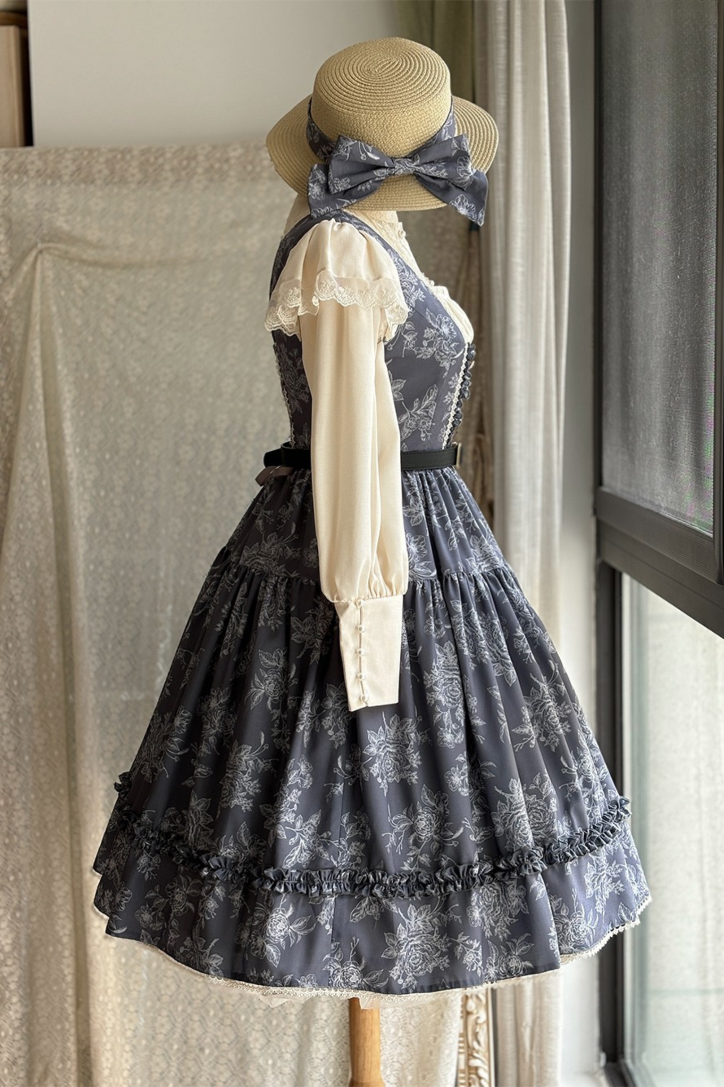 Sketch Wild Rose Elegant Lolita Jumperskirt