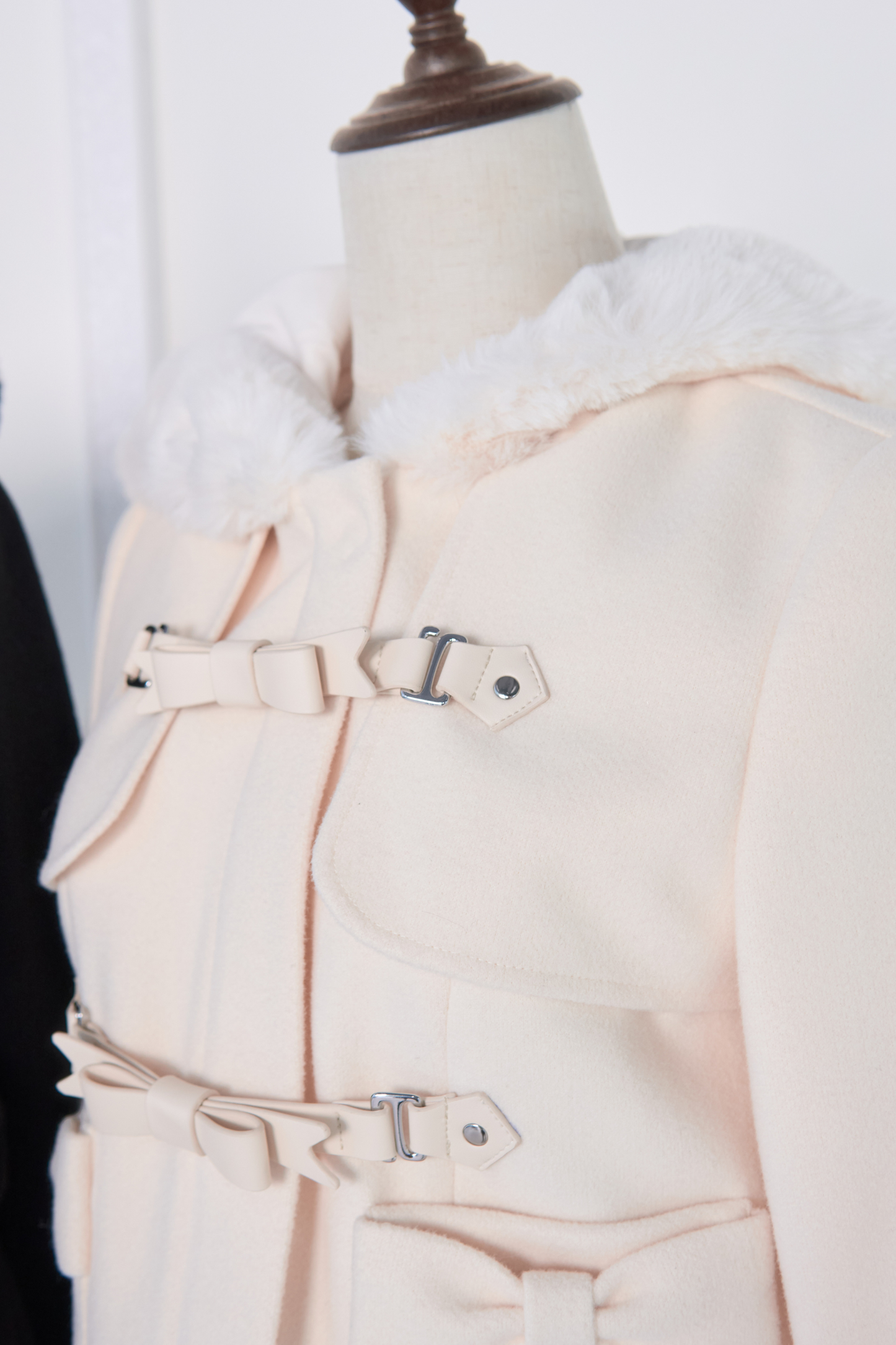 Ribbon Buckle Fur Short Coat