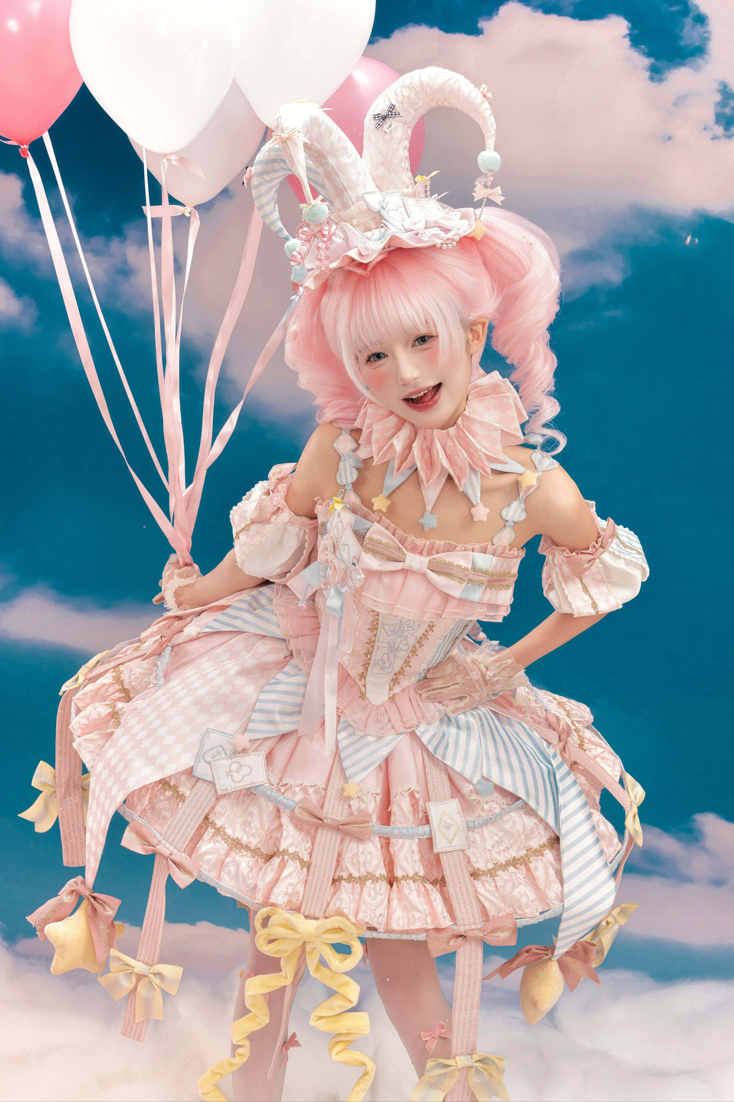 [Vorbestellung bis 16. März] Castle Lolita Oberteil + Rock + Reifrock + Accessoires