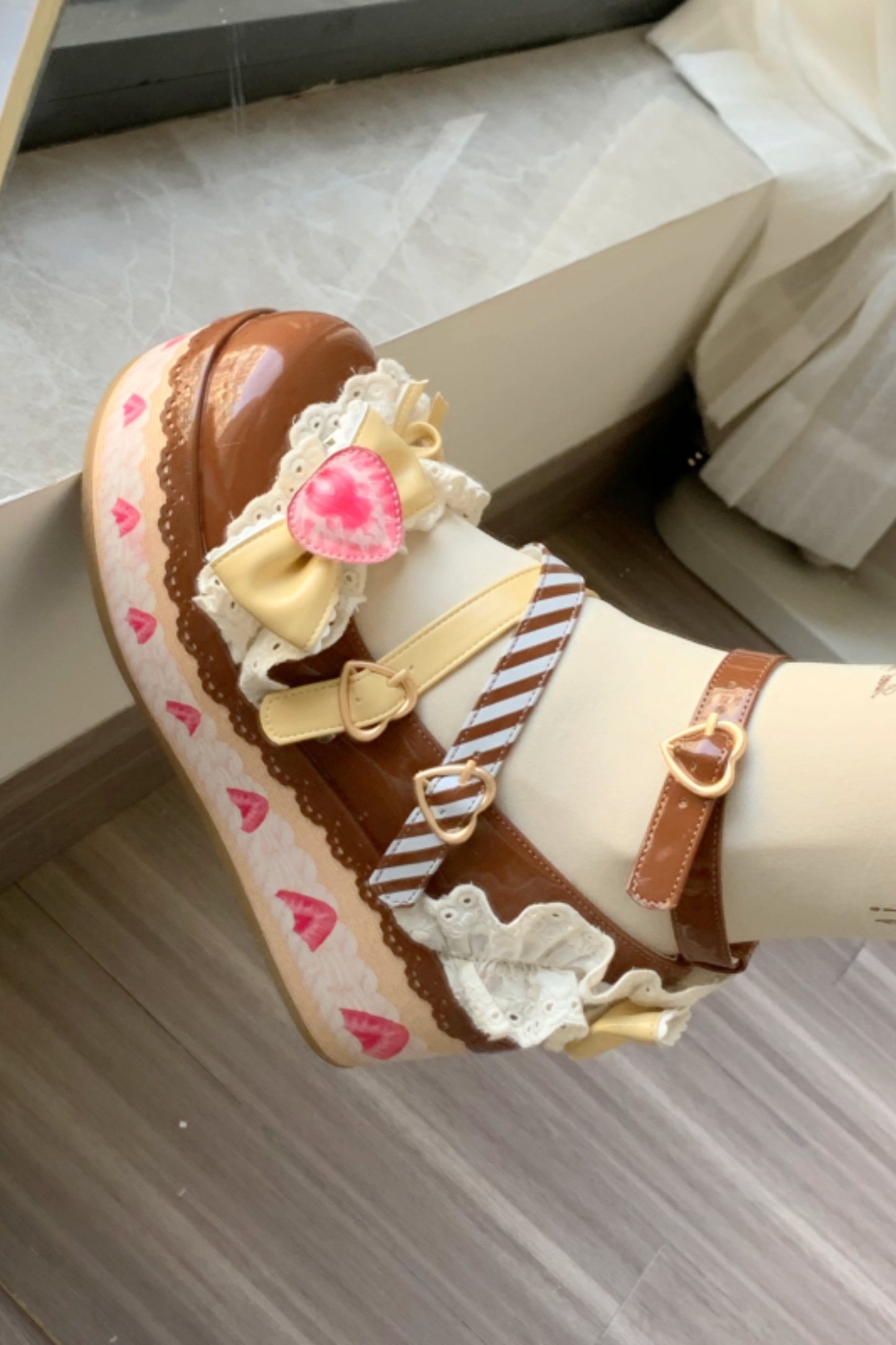 ストロベリーリミテッドロリータシューズ