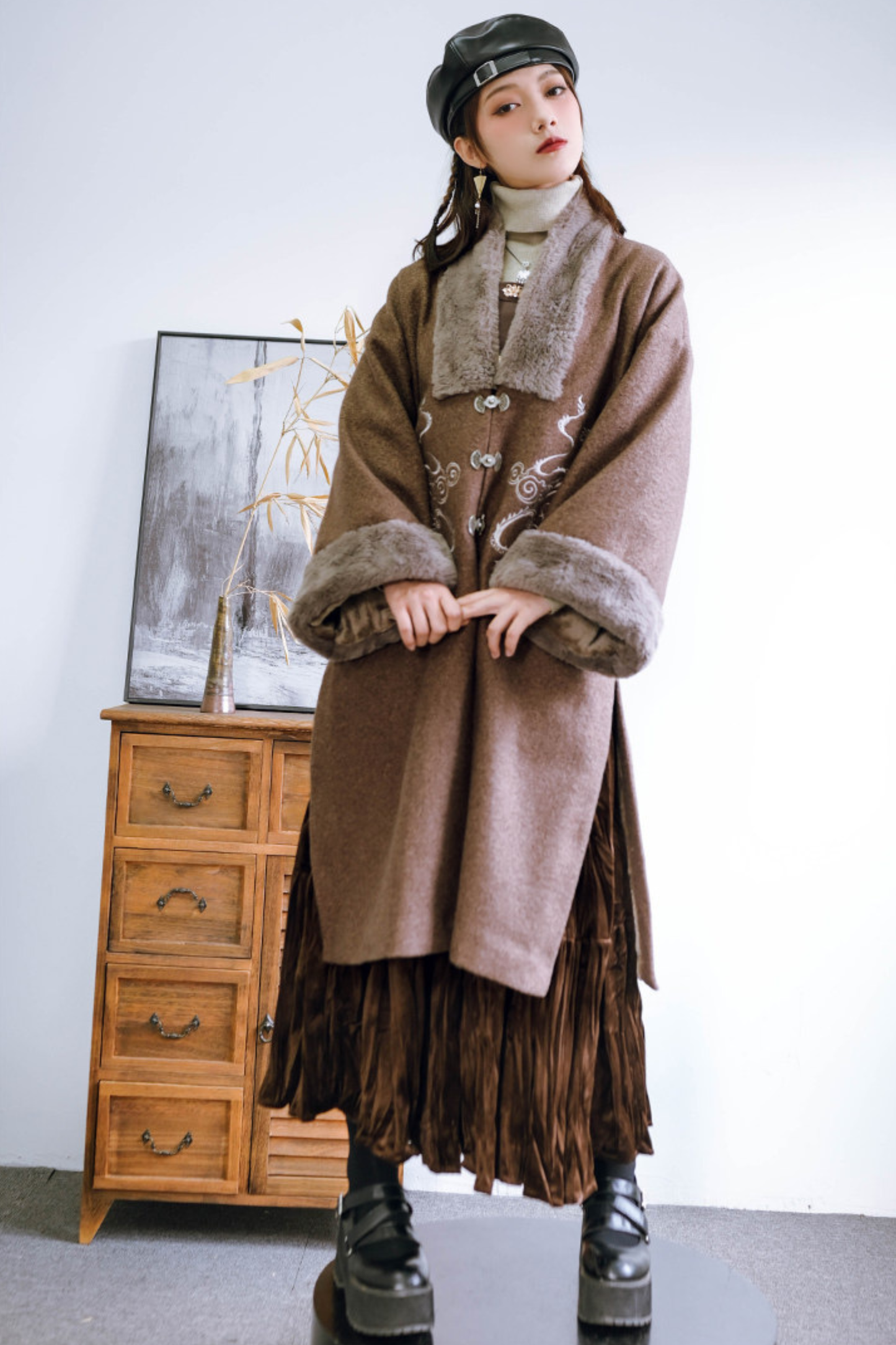 Chinese Dragon Motif Long Cardigan