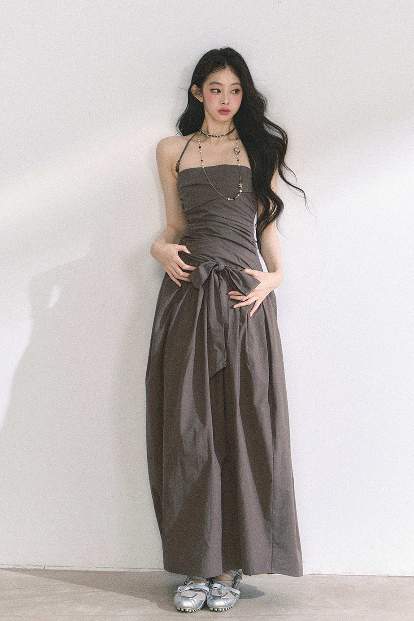 ホルターネックロングドレス