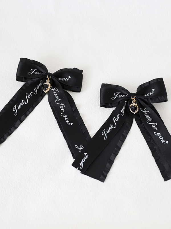 Streamer ribbon hairpin