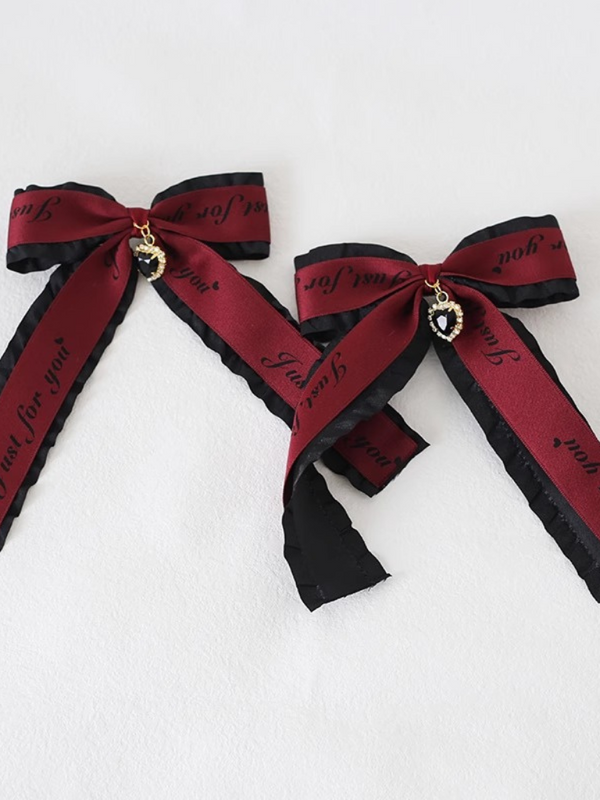 Streamer ribbon hairpin