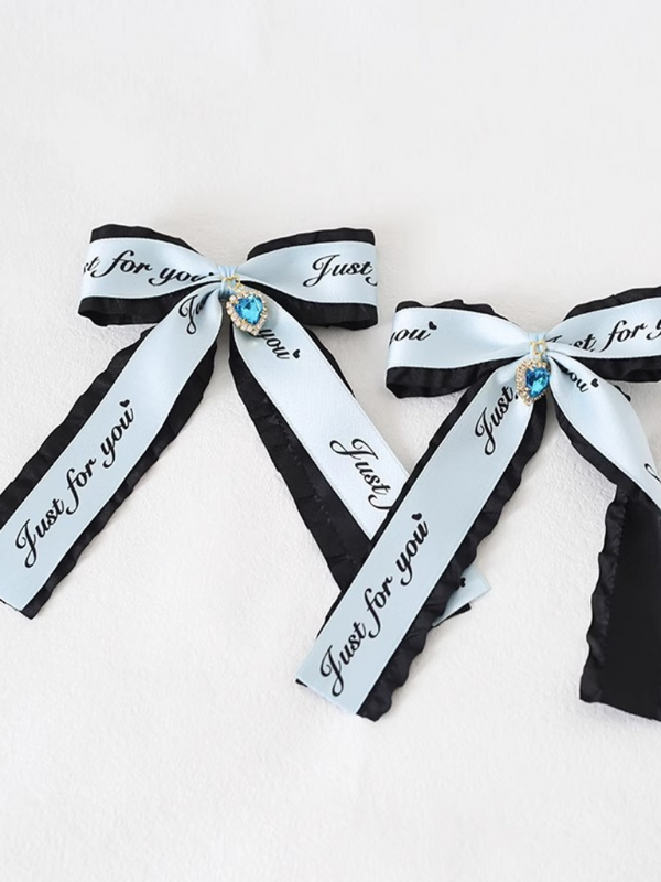 Streamer ribbon hairpin