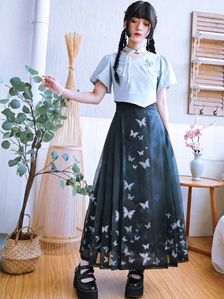 Butterfly ink gradation China skirt