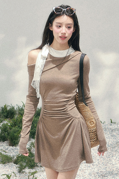 フレンチレースオフショルダードレス