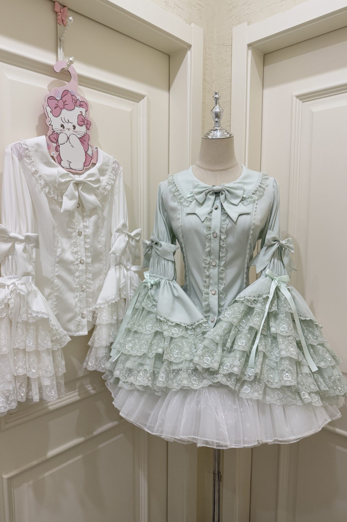 プリンセスリボンフリルスリーブシャツ