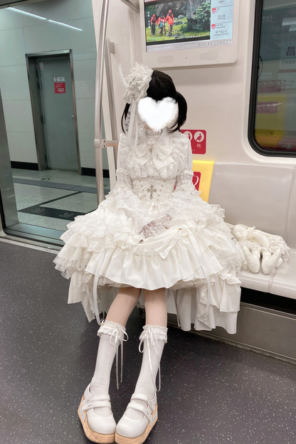 ゴシックスーパーゴージャスジスリーブロリータシャツ+フリルスカート+ハット