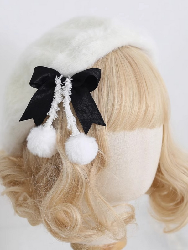 Cream Fur Ribbon Pompom Beret