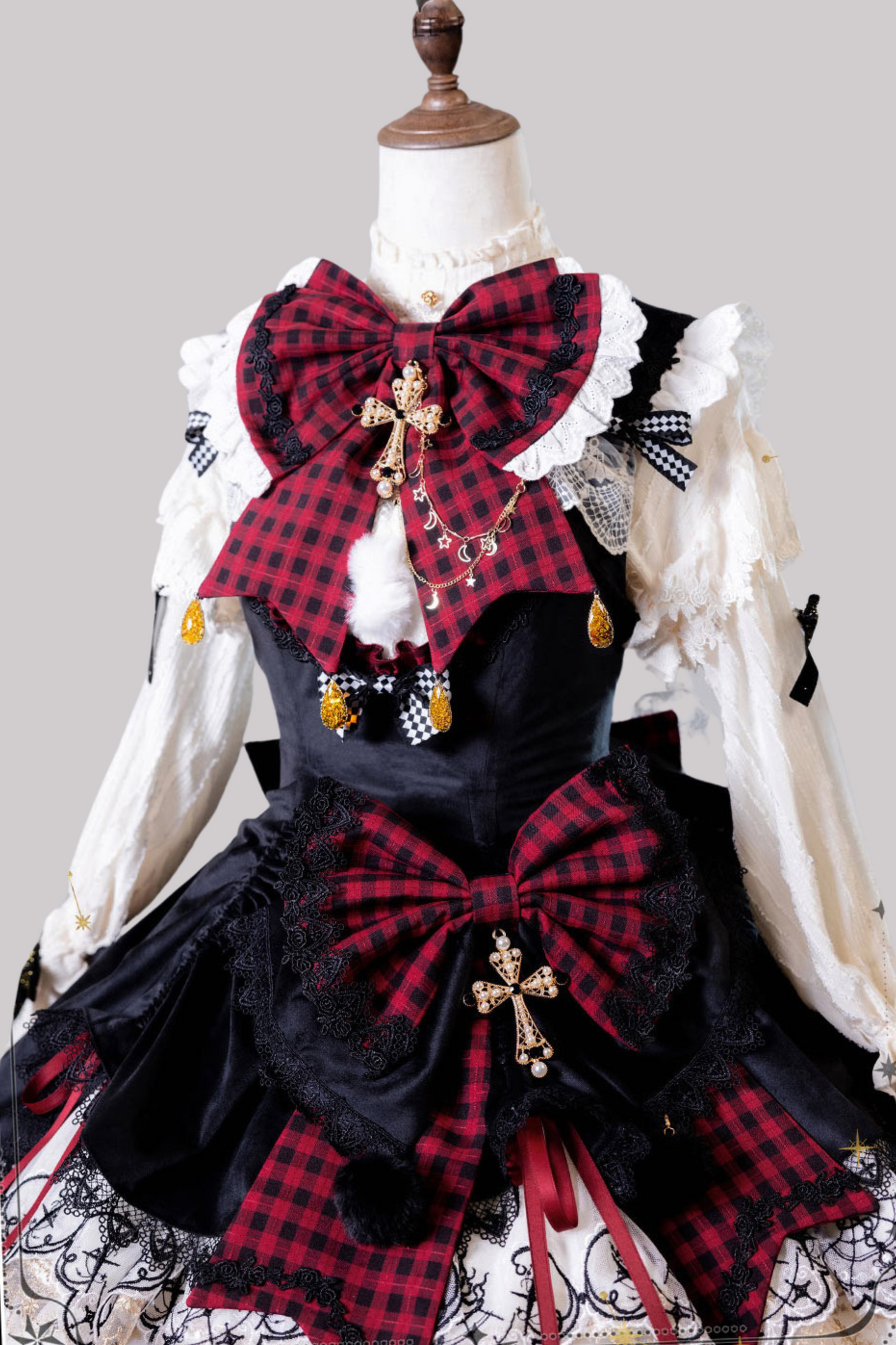 [Deadline for reservation: Feb. 26] Star Witch Special Edition Cape Dress Complete [Tue, Wed.